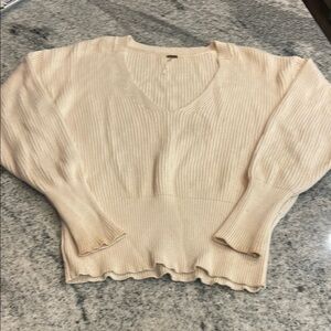Free people v-neck sweater size XS